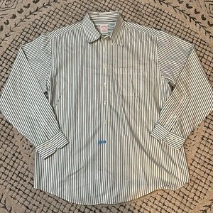 Brooks Brothers 346 Mens Button Down Shirt L